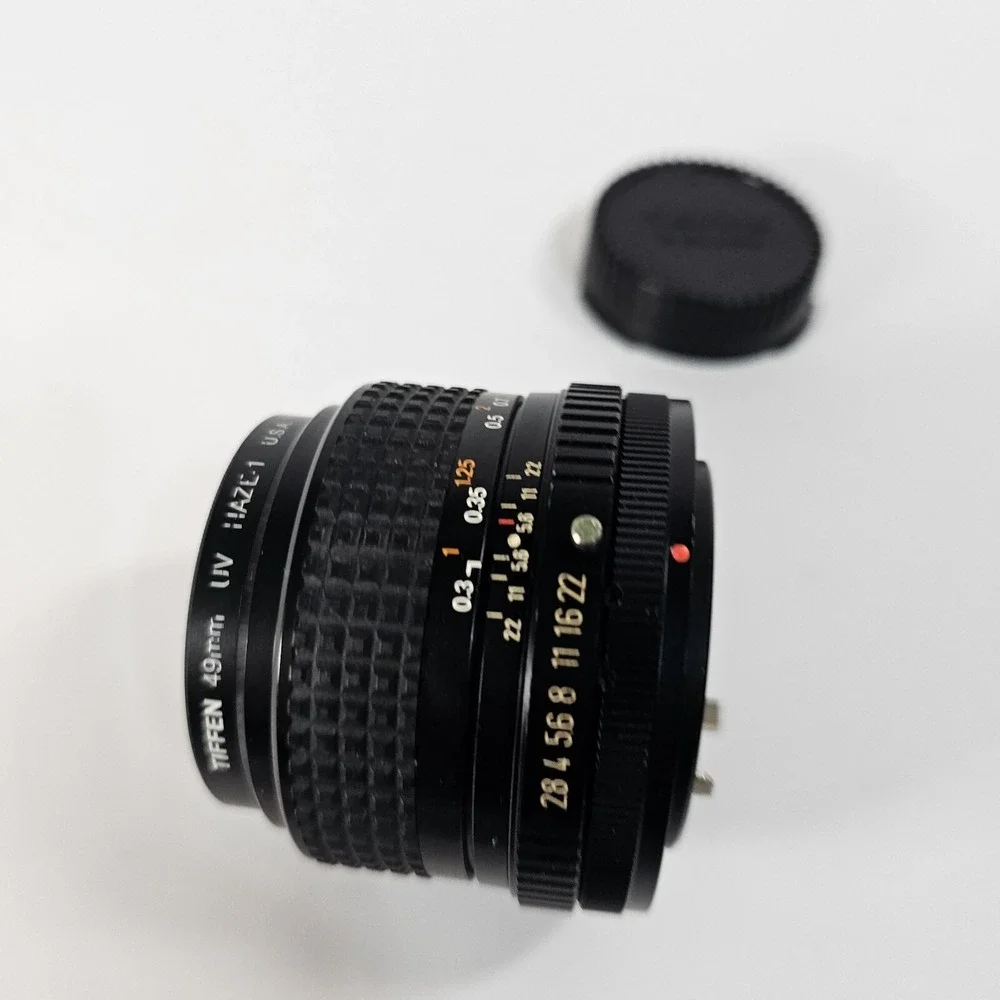 Tokina 28mm 1:2.8 Camera Lens Sakar Aux. Wide Lens Ser VII Japan Tiffen 49mm Set